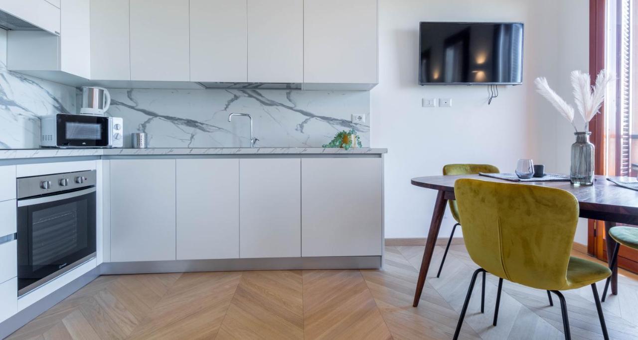 Joivy Superb Apt Close To Fiera Milano And City Life ภายนอก รูปภาพ